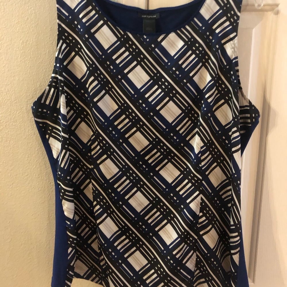 Ann Taylor shell
